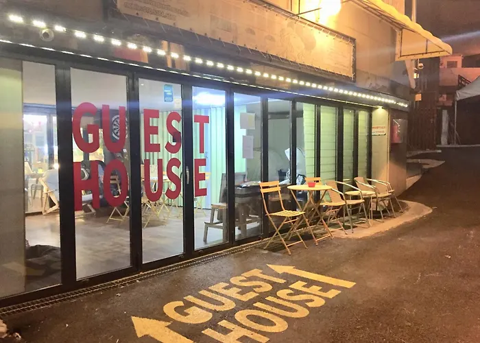 Han River Residence & Guesthouse